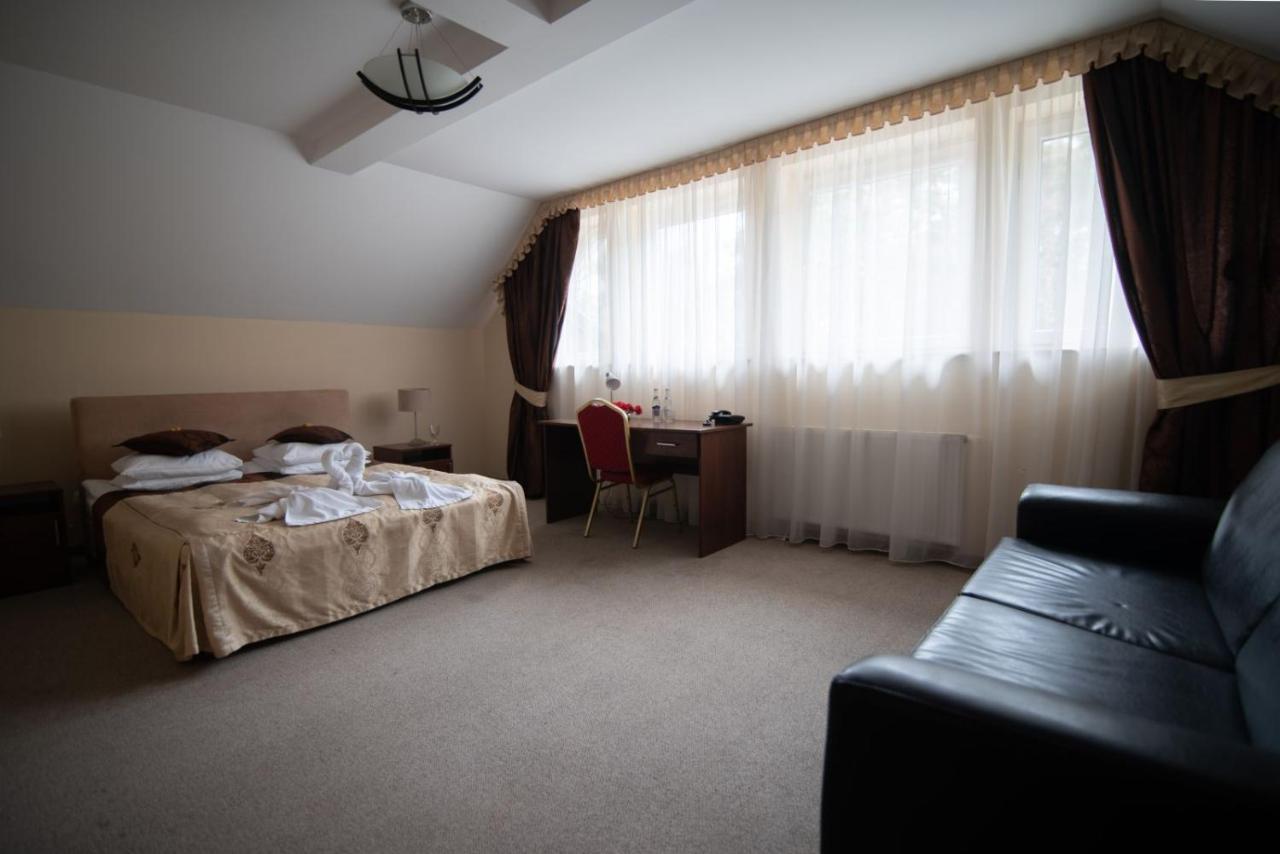 Nielisz Hotel Marina מראה חיצוני תמונה